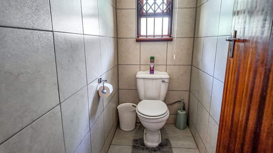 7 Bedroom Property for Sale in Waterkloof A H North West